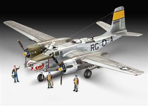 Revell 1 48: : Сборные модели :: Авиация :: Revell :: 1/32 ...