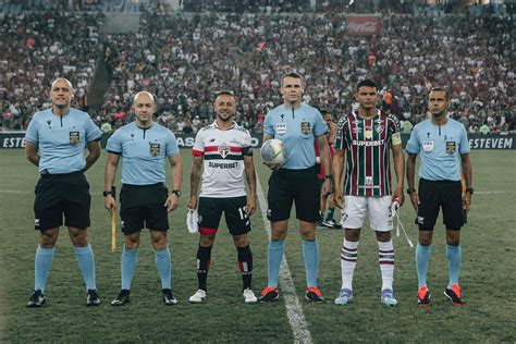 São Paulo Fará Reclamação Na Cbf De Arbitragem Na Derrota Para O