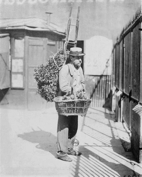 Dans La Famille Des Petits M Tiers De Paris Je Demande Le Chasseur