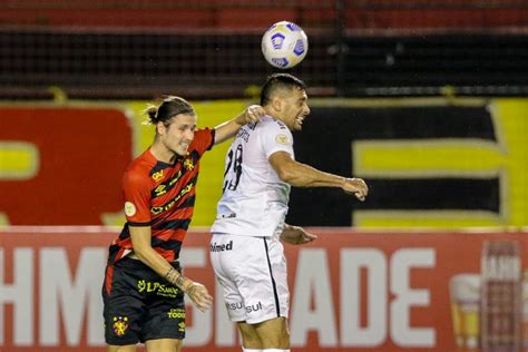 Sem marcar há três jogos e artilheiros em seca de um mês Grêmio