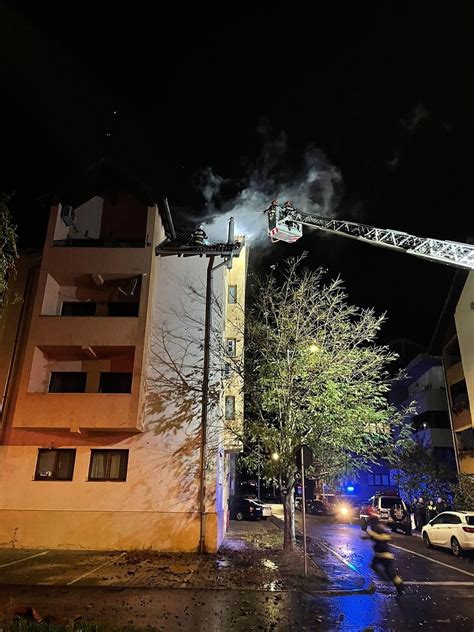 FOTO Incendiu puternic într un bloc din cartierul Ștrand Eveniment