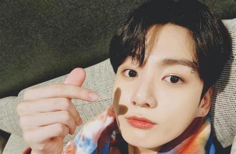 Enzy Storia Dan Furry Citra Rayakan Ulang Tahun Jungkook Bts