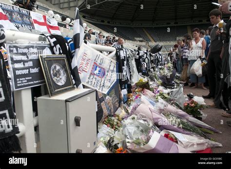 Newcastle United Fans Pay Tribute To Sir Bobby Robson At St James