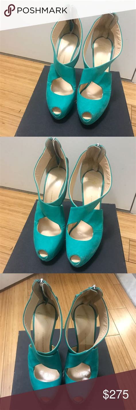 Giuseppe Pre Loved Sharon Criss Cross Suede Pump Suede Pumps