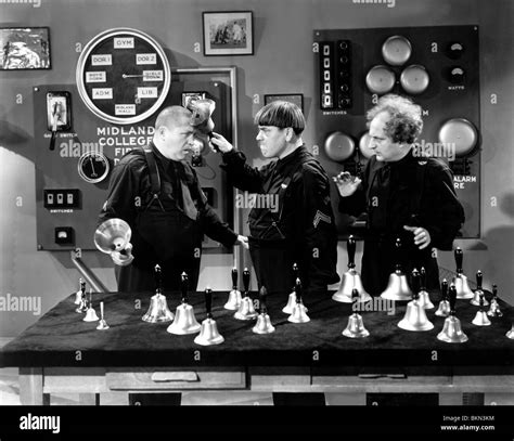 Inicio Cheer 1938 Los Tres Chiflados ALT CURLEY HOWARD MOE HOWARD