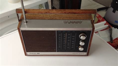 S Philco Ford Solid State Transistor Radio Model T Youtube