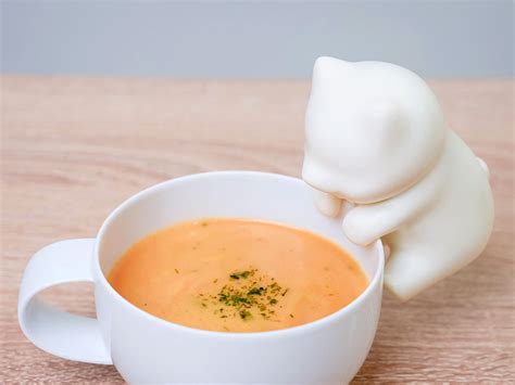 This Adorable Cat Shaped Fan Blows On Your Hot Drinks So You Dont Have To Yanko Design