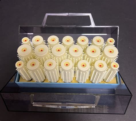 Clairol Kindness 20 Hair Setter Hot Rollers Curlers Model 761 Cable Box