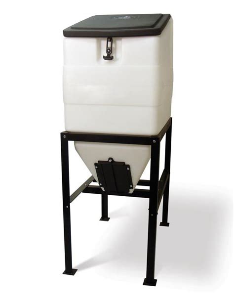 270 Lb Capacity Feed Bin With Stand Premier Equestrian