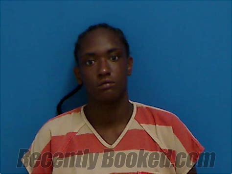 Recent Booking / Mugshot for PATTASIA RENA HOYLE in Catawba County