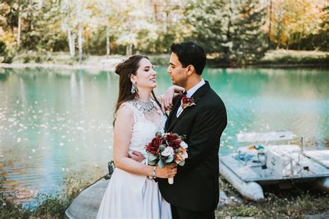 Tips For Taking The Best First Look Wedding Photos