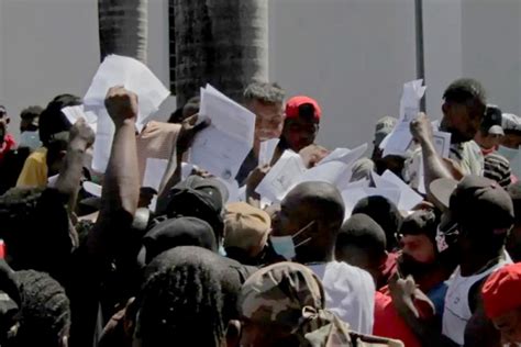 Migrantes Inician Huelga De Hambre Para Exigir Se Les Permita Avanzar