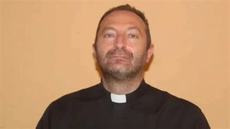 Excomulgan A Un Sacerdote Italiano Por Llamar Usurpador Al Papa En