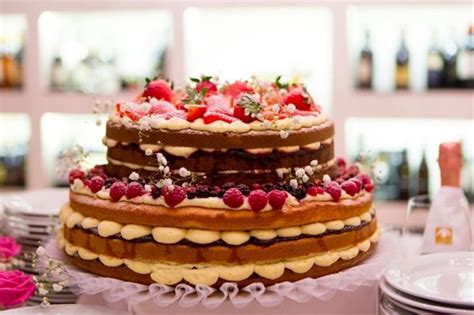 Naked Cake La Nuova Tendenza Per Le Torte Nuziali