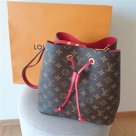 Original Louis Vuitton Néo Noé in Monogram Coquelicot Rot Kaufen