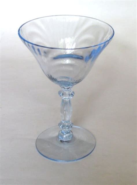 8 Cambridge Glass Caprice Moonlight Blue Deco Champagnes Or