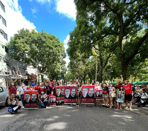 MaisPB Manifestantes Cobram Respostas Sobre Desaparecimento De Dom E