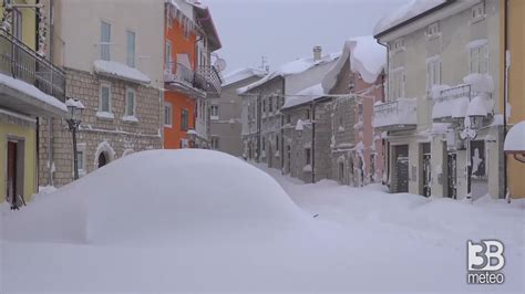 NEVE ABRUZZO MOLISE Pescopennataro Sepolta VIDEO E METEO 3B Meteo