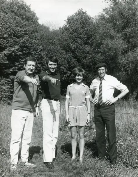 Jean Pierre Moulin Marlene Jobert Les Dossiers De L Agence O Photo