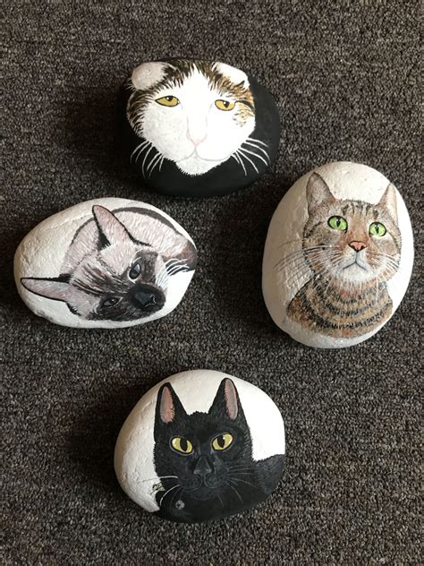 Pin By Lajuan Fleming On Cat Art Rock Decor Hand Painted Rocks Cat Art