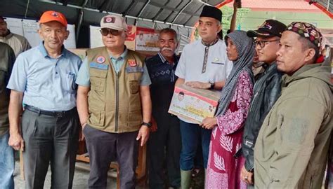 Pertamina Region Medan Dan Anggota Dpr Ri Salurkan Bantuan Banjir