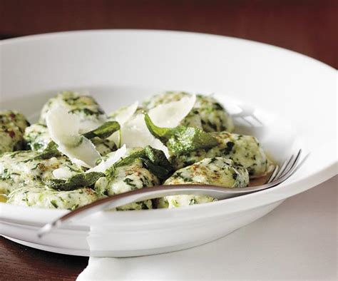 Spinach And Ricotta Gnocchi With Sage Butter New Zealand Woman S Weekly Food