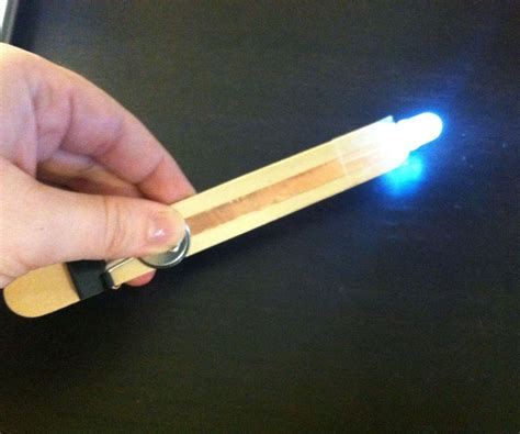 Make Your Own Flashlight Using A Few Simple Everyday Items This Hands