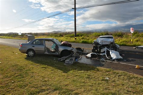 Update Near Fatal Hāna Highway accident near Baldwin Beach Park in