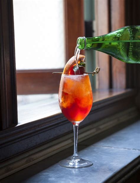 20 of the tastiest drinks to sip on before lunch or dinner. Aperitif ...