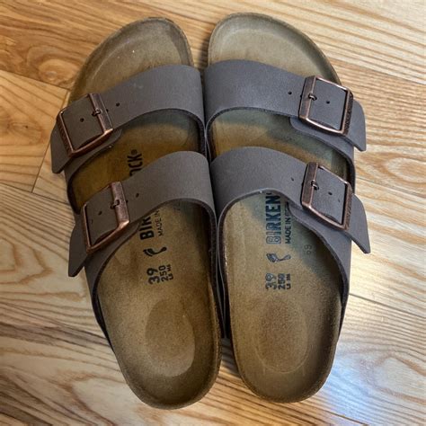 BRAND NEW BIRKENSTOCK size 39 Never worn - Depop