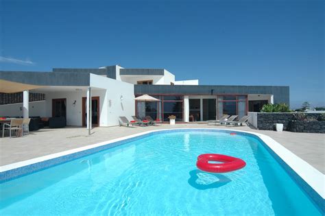 Deluxe Villas in Lanzarote | Lanzarote Villa Choice