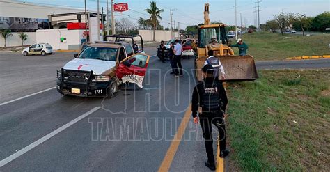 Hoy Tamaulipas Accidente En Tamaulipas Retroexcavadora Destruye