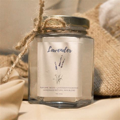 Jual Lilin Aromaterapi (200g) Lavender, Aromatherapy, scented candle, Candle light Indonesia ...