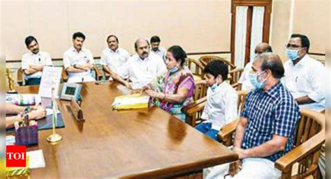 Chennai Kallakurichi Girls Mother Meets Cm M K Stalin To Expedite