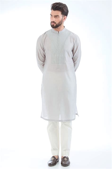 Silver Silk Chanderi Kurta By Amit Aggarwal Men At Pernias Pop Up Shop