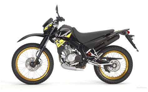 2008 Yamaha XT 125 R - Moto.ZombDrive.COM