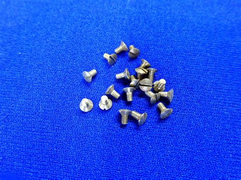 Linsenkopfschraube M2 X 3 Mm Schlitz 25318 Sixpoints Der