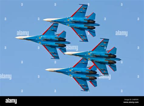 Russian Fighter Aircraft Sukhoi Su 27 Hi Res Stock Photography And