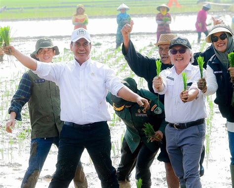 Amankan Pangan Mentan Amran Ajak Petani Di Kabupaten Bandung Percepat