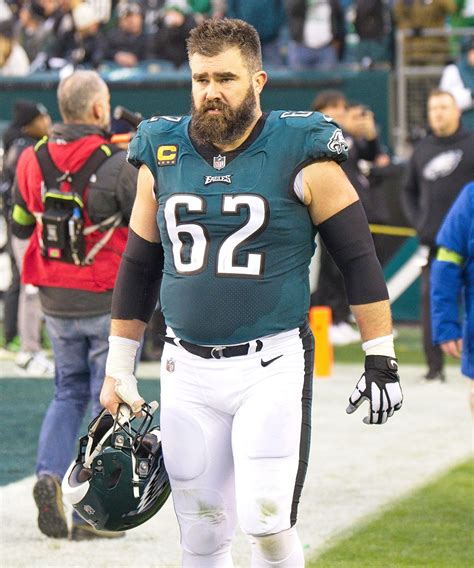 Jason Kelce announces Eagles return after flirting with retirement