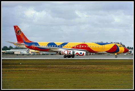 N Braniff International Airways Alexander Calder Aircraft