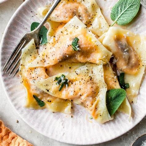 Raviolis de courge musquée au beurre de sauge Diety Cook