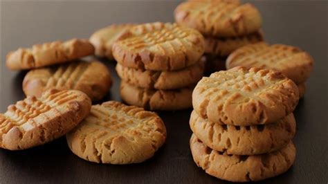 Peanut Butter Cookies Recipe - The Cooking Foodie