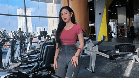 Hoa Tường Vi Hot girl Nóng Cùng World Cup không chỉ xinh mà còn giỏi