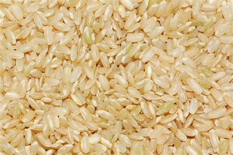 Combien de grammes de riz cru par personne est la bonne quantité