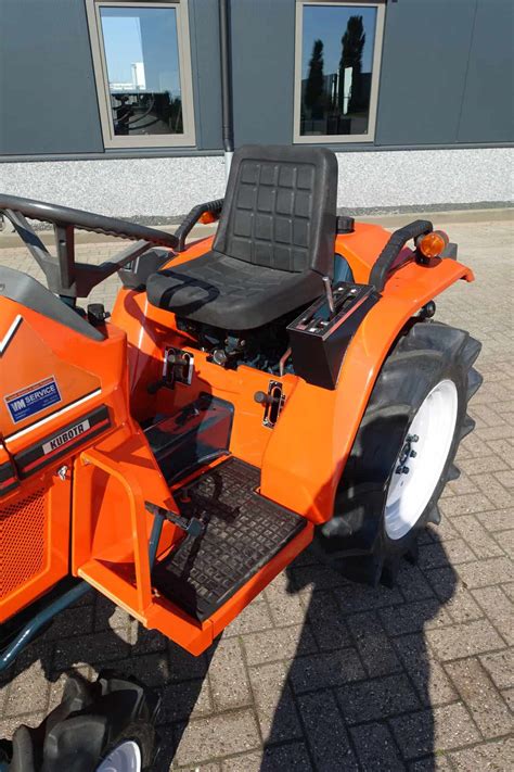 Kubota Bulltra B Wd Vm Service