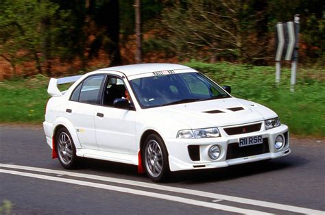 Mitsubishi Lancer Gsr Evolution V Photos