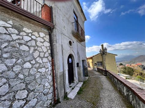 Casa Indipendente In Vendita In Via Supportici S N C Montefusco