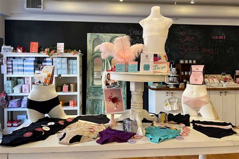 Ms Moxies Moon Shop Destigmatizes Menstrual Health