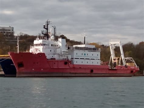 Български кораб ще пътува от Варна до Антарктида